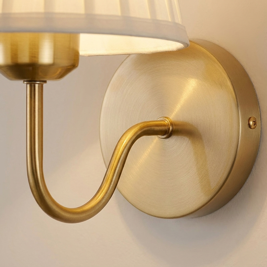 Wireless Gold Wall Sconce – Dimmable RGB Remote Control Battery Lamp with Pleated Shade & Timer